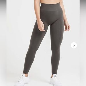 Oner Active Effortless Leggings-XS-NWT- Color:deep taupe